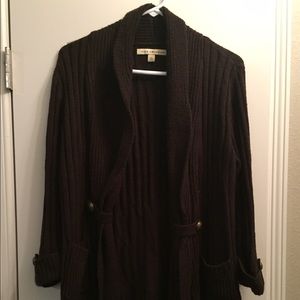 Brown knit sweater/cardigan