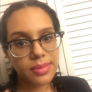 Meet your Posher, Jasmin