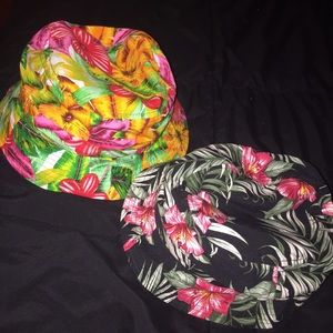 Floral print bucket hat bundle