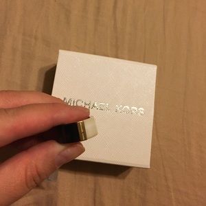 MK Ring