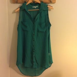 Sleeveless Pleione tunic