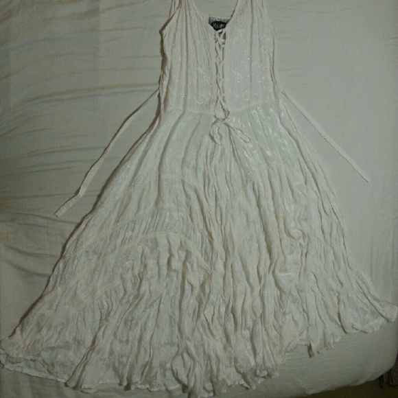 Hippie Wedding Dress - Picture 4 of 4