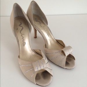 Nina Champagne Heels