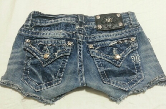 Classic Blue Miss Me Jean Shorts - Picture 2 of 2