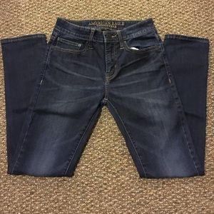 28X30 American Eagle Skinny Jeans