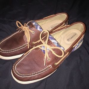 Sperry boat shoes