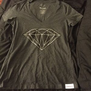 Diamond Supply Co. v-neck