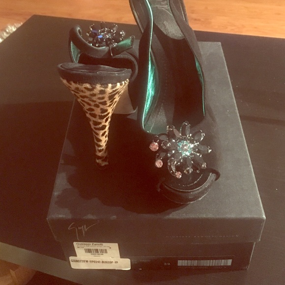 Lightly worn Gusieppi Zanotti size 39
