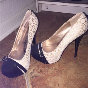 Lace pumps