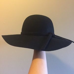 PacSun Brandy Melville 100% Wool Floppy Hat