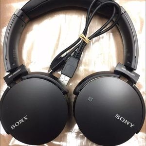 👍😛SONY EXTRA BASE WIRELESS BLUETOOTH HEADPHONES