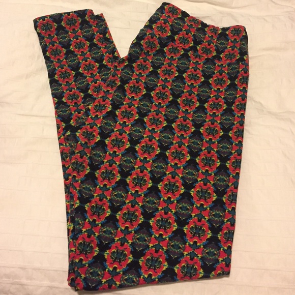 TC LuLaRoe Print Leggings