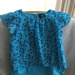 Blue floral top
