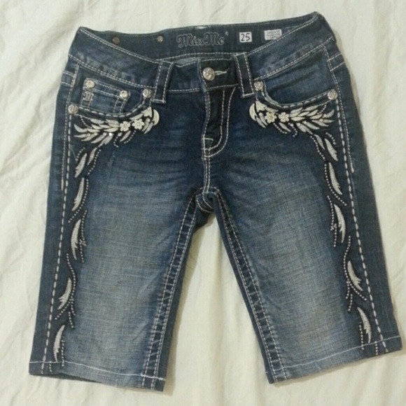 Miss Me Capris - Picture 1 of 3