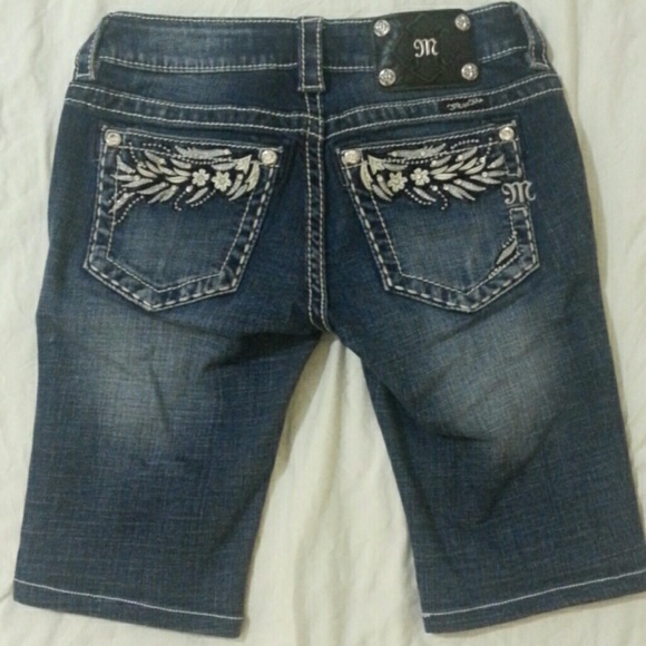 Miss Me Capris - Picture 2 of 3