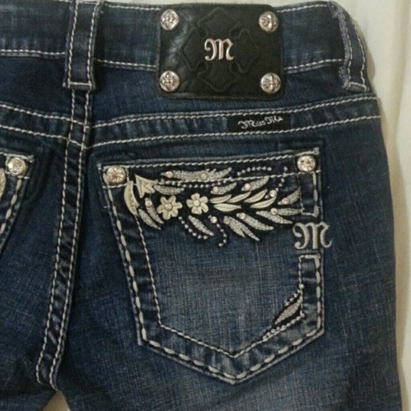 Miss Me Capris - Picture 3 of 3