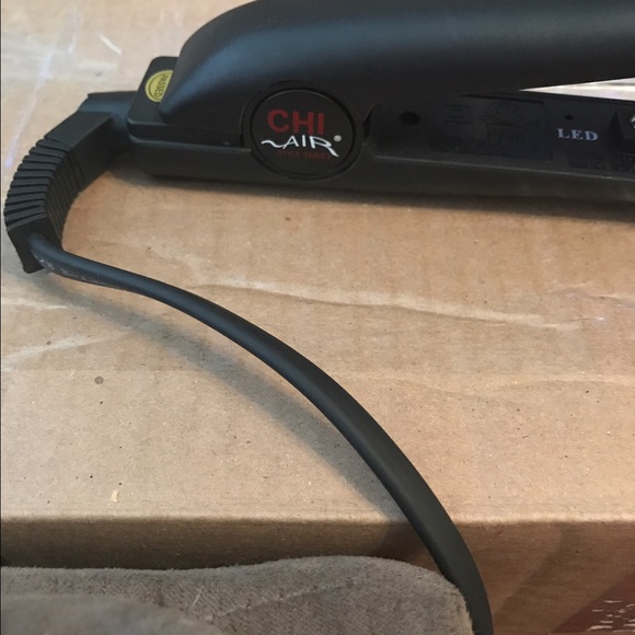 Chi-air flat iron
