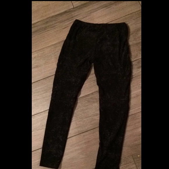 Black leggings - Picture 1 of 2