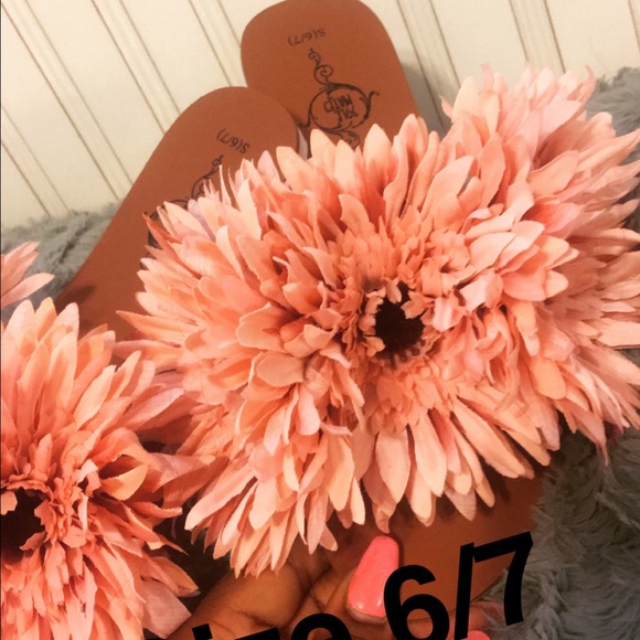 Flower slides