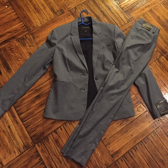New with tags Banana Republic suit!