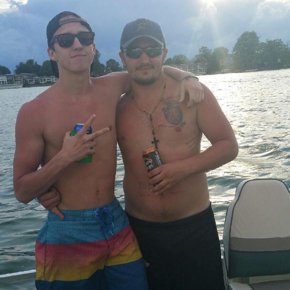 Meet your Posher, Joshua - Picture 1 of 1