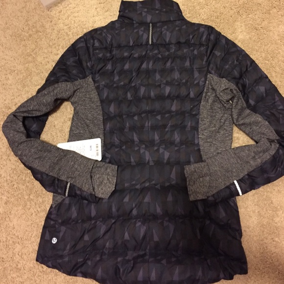 Lululemon Fluff Off Jacket - Picture 3 of 4