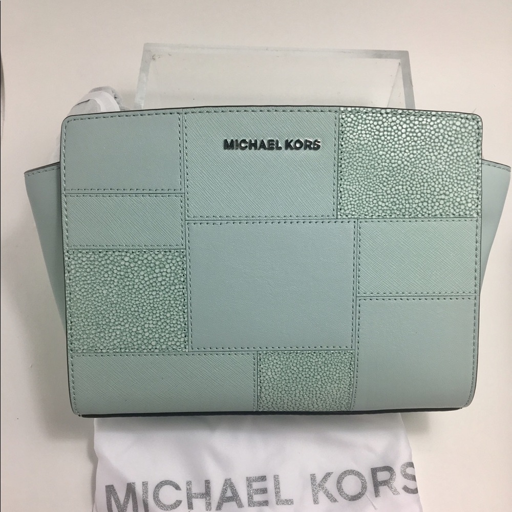 Michael Kors Medium Selma in Mint