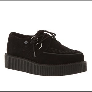 Black TUK creepers