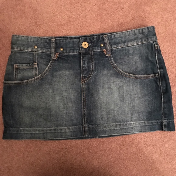 Express mini skirt