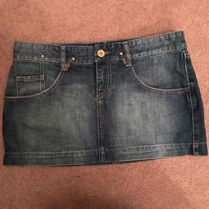 Express mini skirt