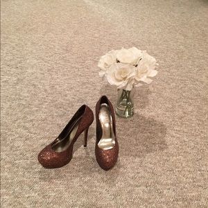Bronze glitter heels