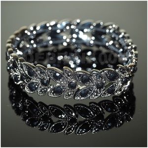 Vintage Leaf Stretch Bracelet