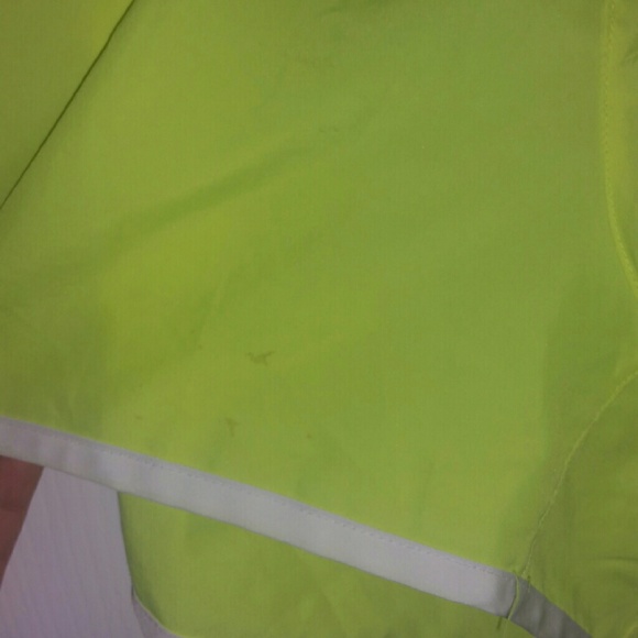 Nike running shorts - Picture 2 of 3