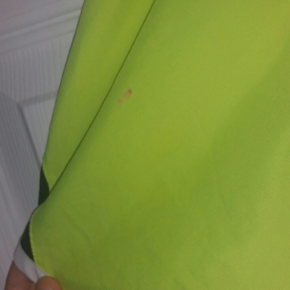 Nike running shorts - Picture 3 of 3