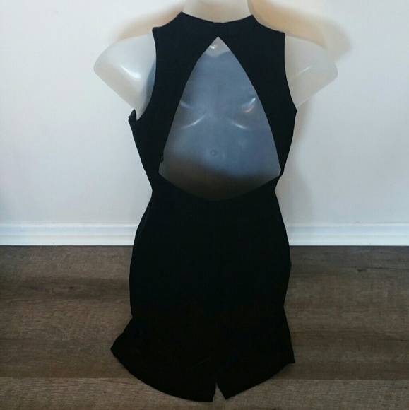 CLOSET CLOSING ! !Laundry by shelli Segal dress - Picture 4 of 4