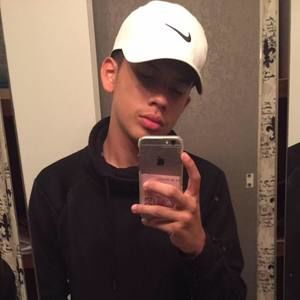 Meet your Posher, Eduardo