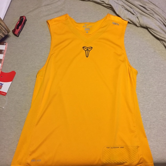 Kobe jersey size large