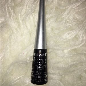 Wet n wild liquid eyeliner