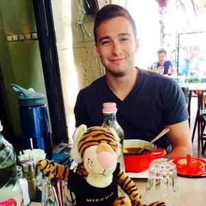 Meet your Posher, Scott