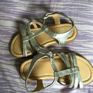 Children's place size 9 sandal