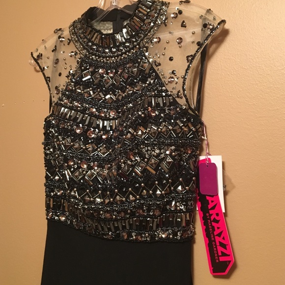 Dress - Picture 2 of 3