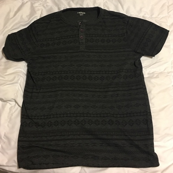 Patterned dark gray Henley