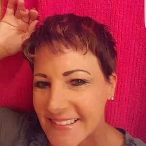 Meet your Posher, Pamela