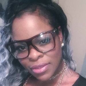 Meet your Posher, Carla