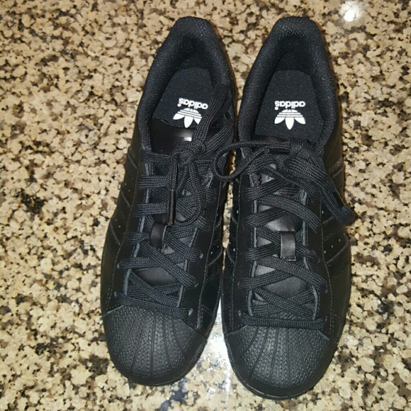 Black shoes