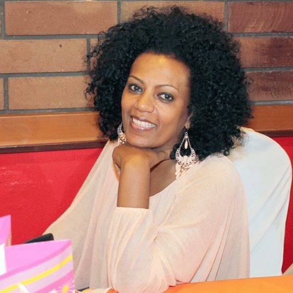 Meet your Posher, Genet