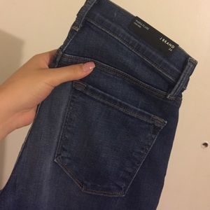 J Brand Jeans Size 24 NEW