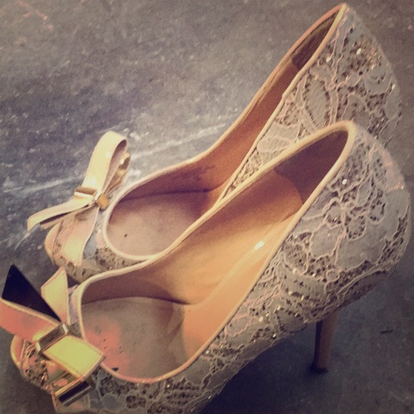 Guess brand size 6 stilettos excellent condition - Picture 1 of 2