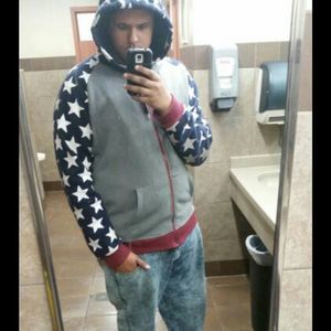 Meet your Posher, Ashton