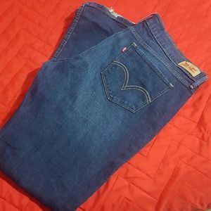 Levis jean boot cut 👀👀👀👀👀